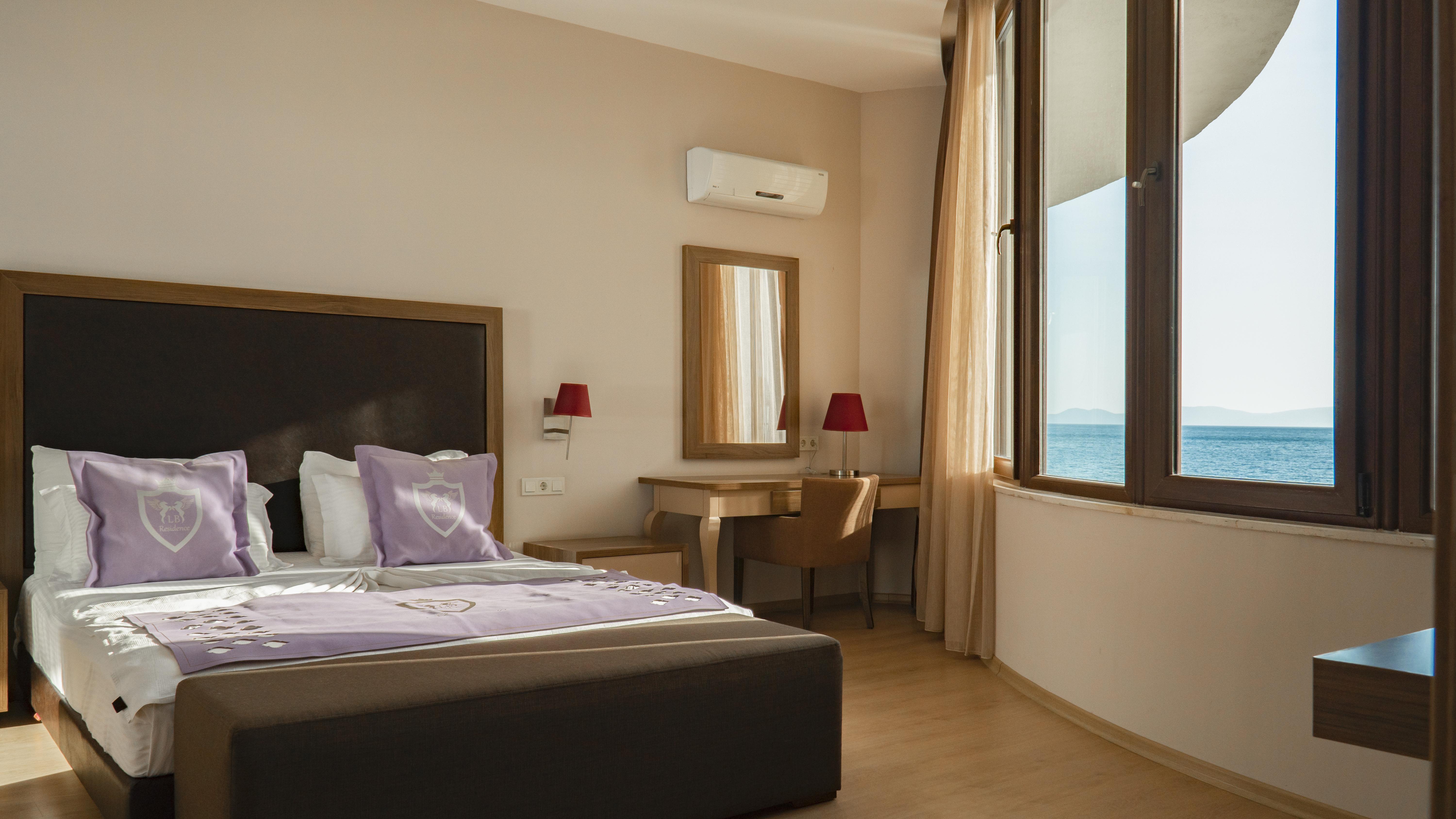 קוסדסי Ladies Beach Suite Hotel (Adults Only) מראה חיצוני תמונה