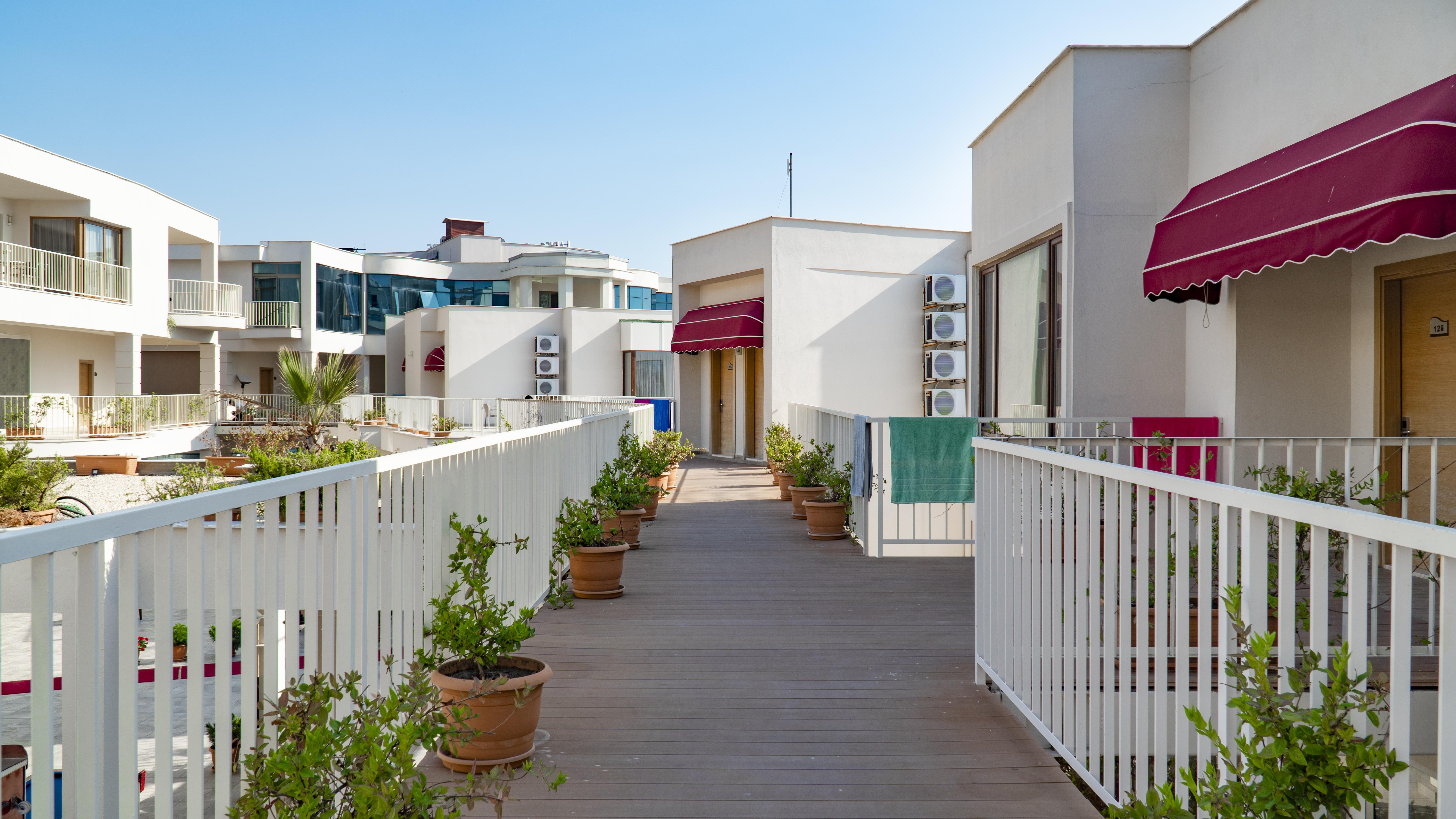 קוסדסי Ladies Beach Suite Hotel (Adults Only) מראה חיצוני תמונה