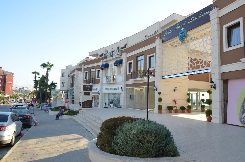 קוסדסי Ladies Beach Suite Hotel (Adults Only) מראה חיצוני תמונה
